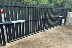 E7ED08A9-F283-4465-9C4E-7E253A54EC58